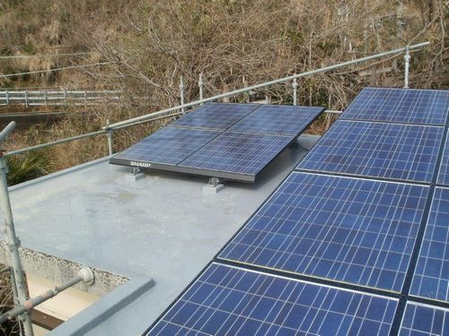 太陽電池パネルの取付工事