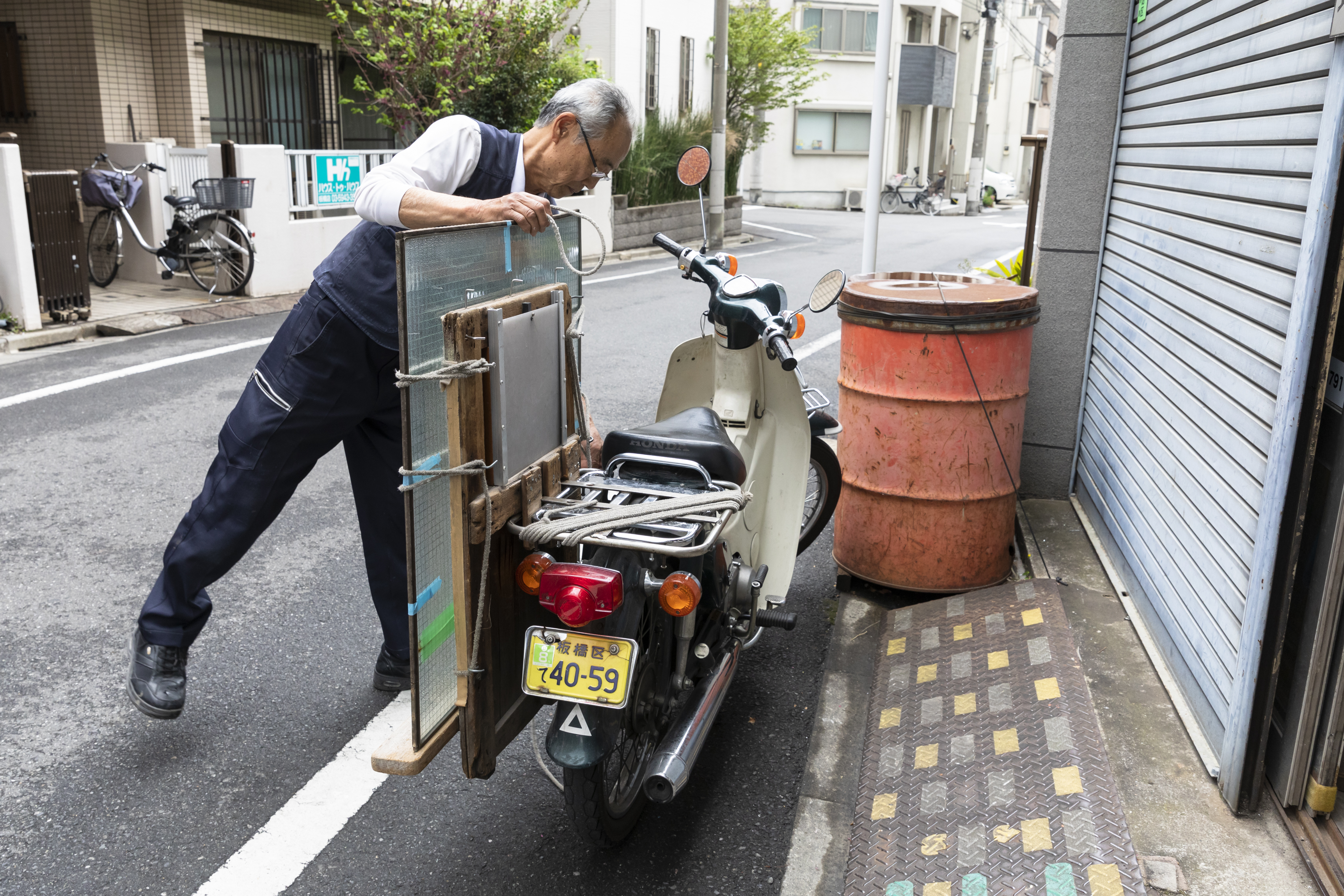 関口硝子店