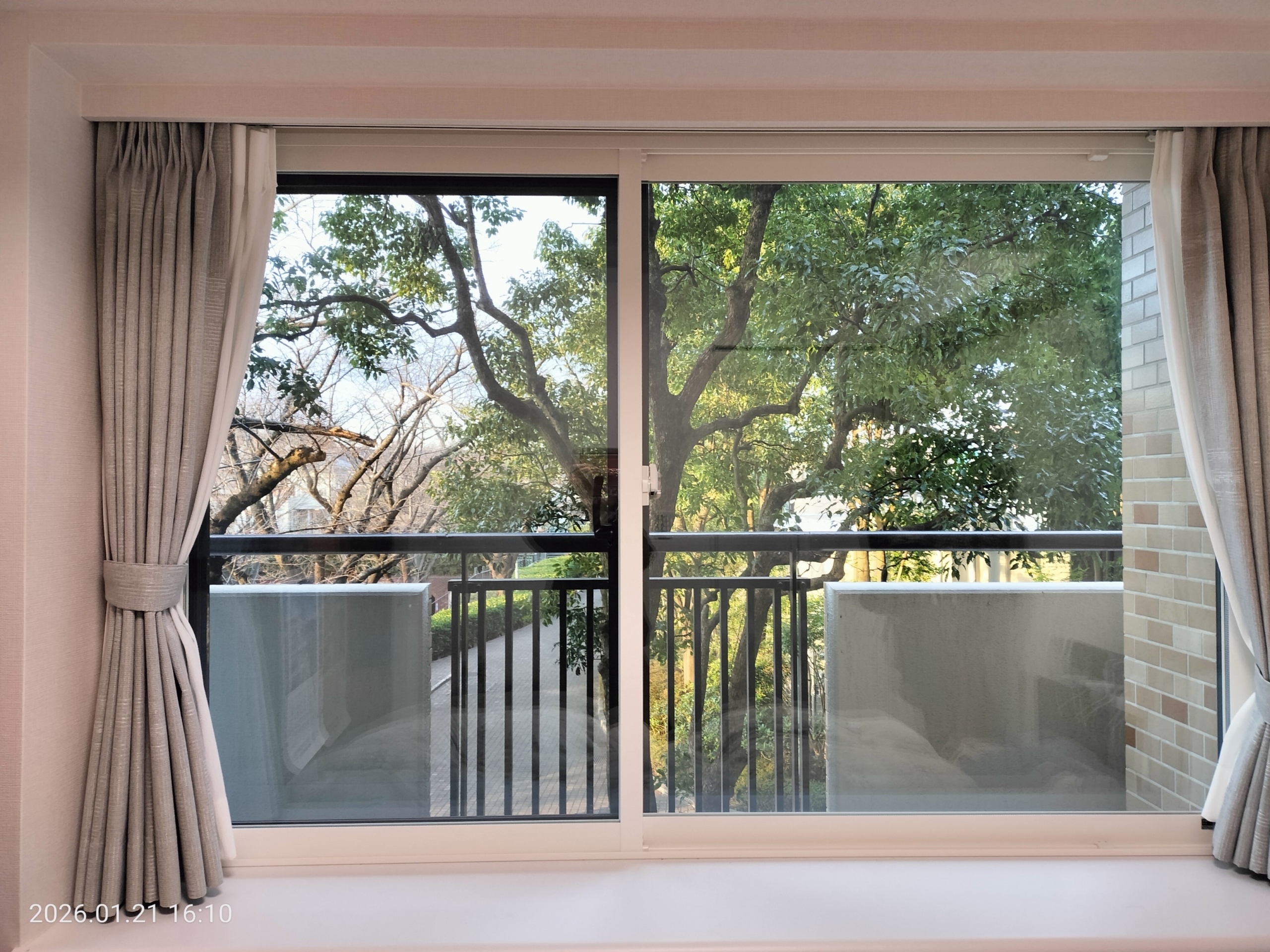 寒い日中でも、暖房いらずの暮らし。